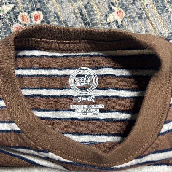 Striped Brown and White T-Shirt Wonder Nation - Picture 2 of 4